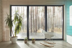 窓ガラスに断熱シートを貼ることで暖房効果をUPして冬を乗り切ろう！！