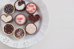 バレンタインに逆チョコを渡す時に告白して気持ちを伝えるには？