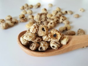 タイガーナッツって皮なしと皮ありではどっちが栄養価が高いの？