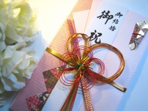 結婚式において親はご祝儀なしでよいのか？または払うものなのか？
