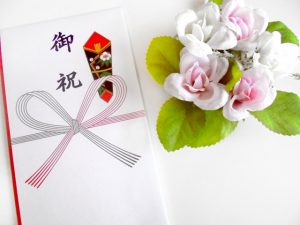 入学祝いののし袋の書き方はどのようにかけばいいの?金額の相場は?