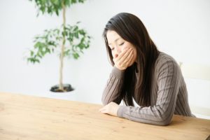 妊娠したら症状としてのつわりはいつから出てきますか？