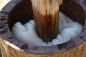 もち米をざるにあげる理由はどうしてなの?水につけたままではダメ?